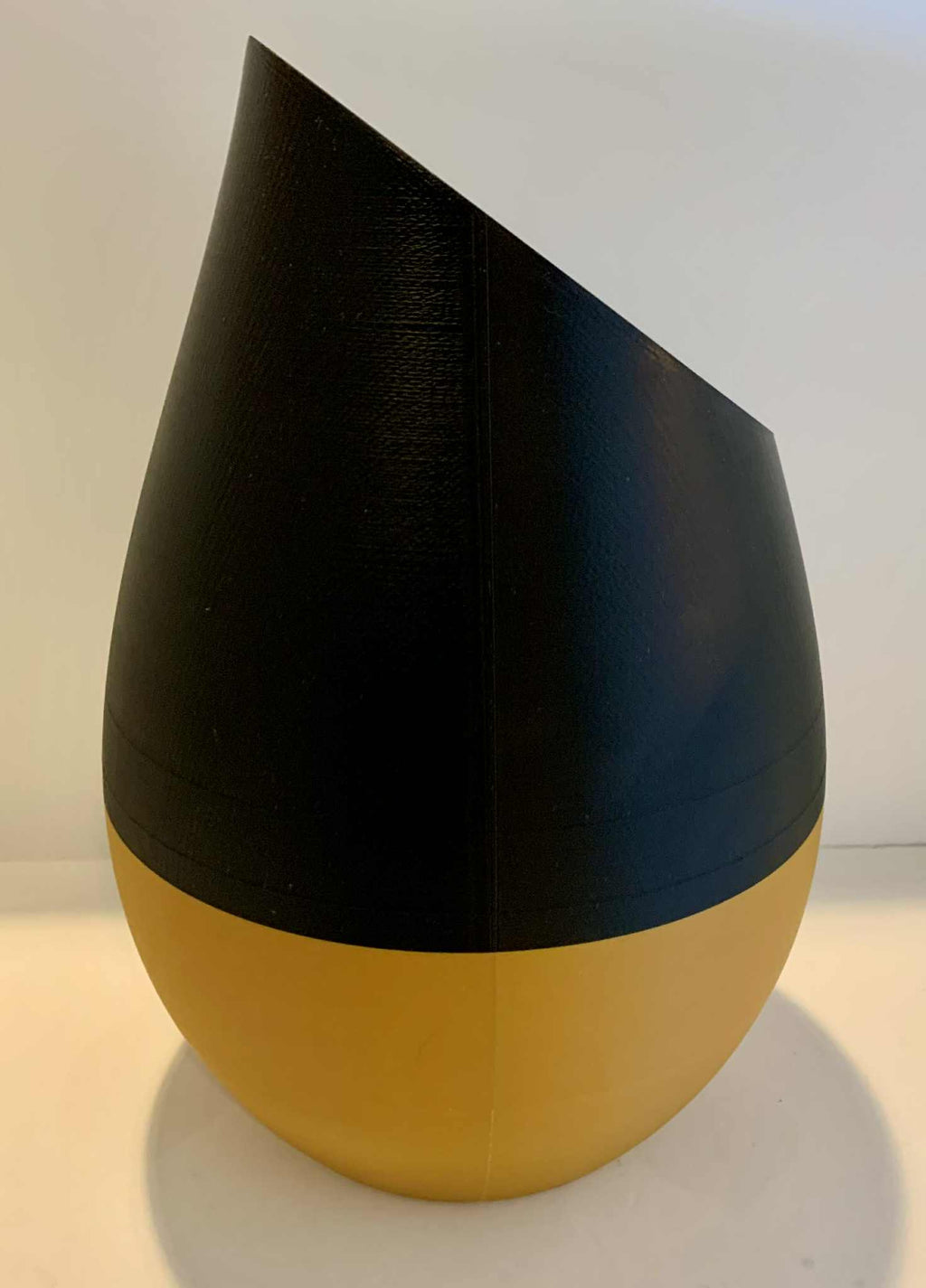 Vase Black and Gold 3D Printed / Modern Black & Gold 3D Printed Vase – 15” Tall (Misprint Discount)/ 3D Printed Vase for DRY Flowers