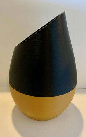 Vase Black and Gold 3D Printed / Modern Black & Gold 3D Printed Vase – 15” Tall (Misprint Discount)/ 3D Printed Vase for DRY Flowers